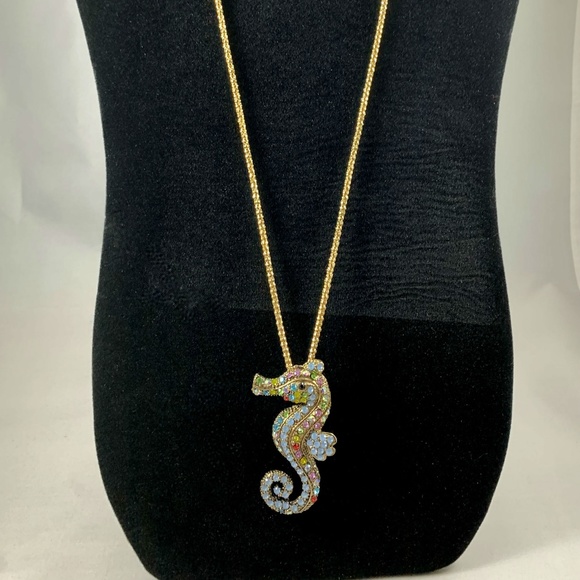 💥SOLD💥 on eBay Betsey Johnson Seahorse Necklace - Picture 3 of 8